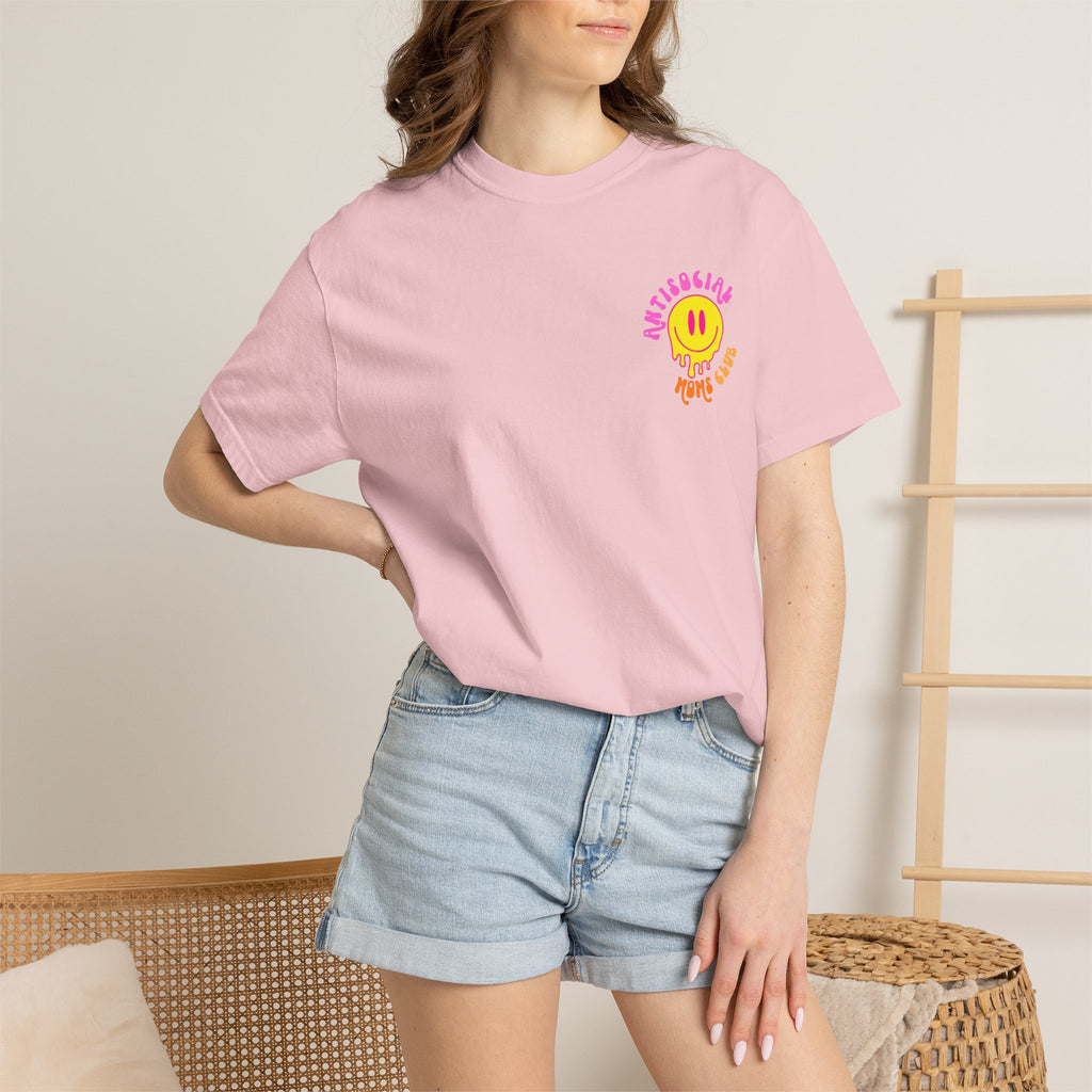 Anti Social Moms Club T-Shirt — Retro Smiley Graphic Tee for Cool Moms