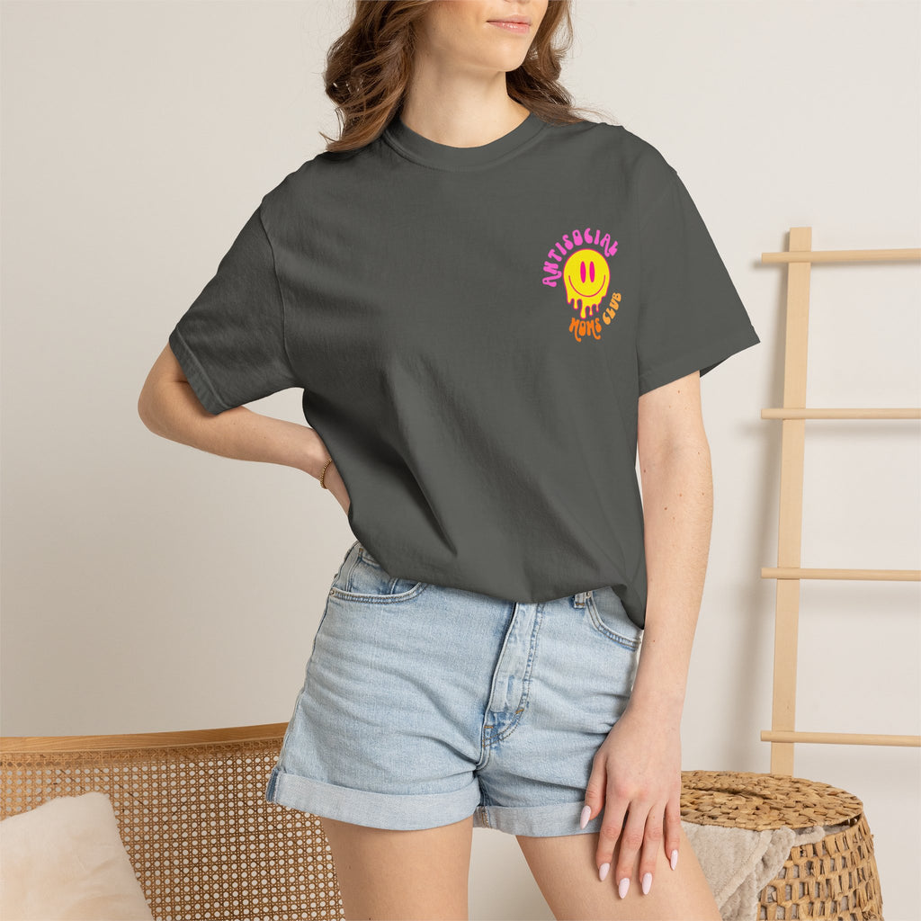 Anti Social Moms Club T-Shirt — Retro Smiley Graphic Tee for Cool Moms