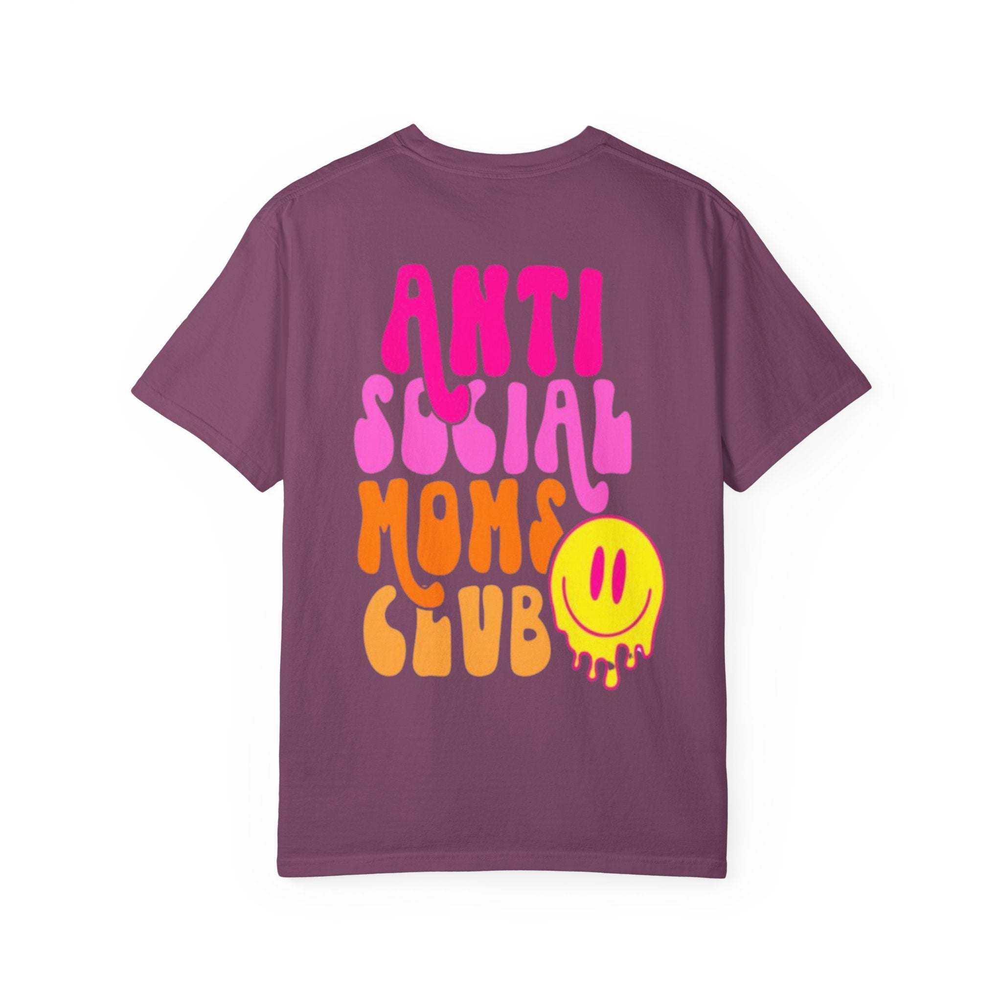Anti Social Moms Club T-Shirt — Retro Smiley Graphic Tee for Cool Moms